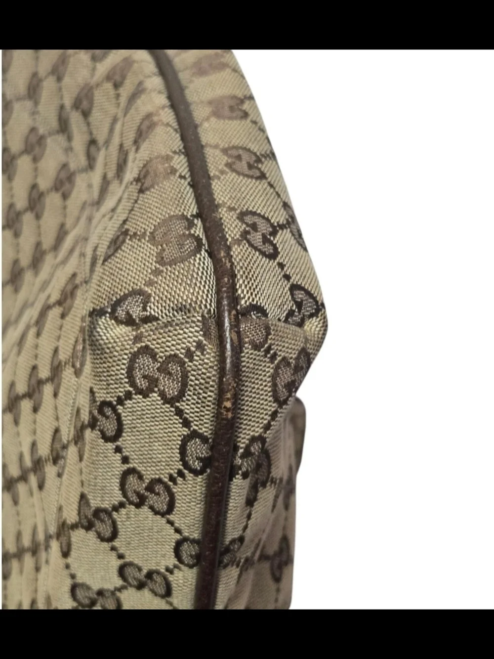 Gucci Beige GG Supreme Messenger Bag with Brown Trim